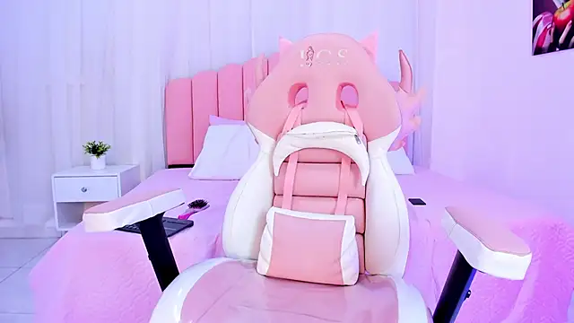 Bella reaset18 online show from December 11, 1:37 am