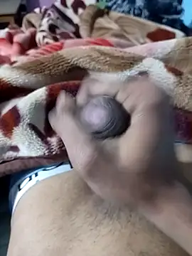 HotPrism439 online show from January 15, 7:39 pm