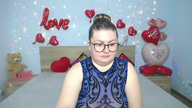 Snapshot of ZannaDreil chatting on March 6, 1:27 am ZannaDreil online show from March 6, 1:27 am