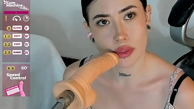 melody suarez online show from January 28, 10:45 pm