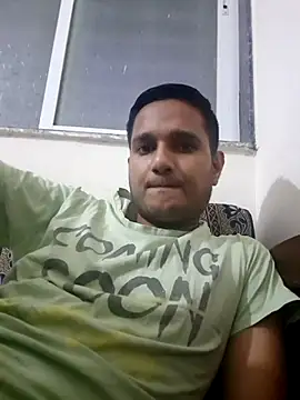 Snapshot of Jonrobinso chatting on March 6, 1:35 pm Jonrobinso online show from March 6, 1:35 pm