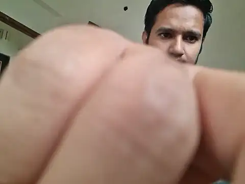 Jonrobinso online show from October 25, 3:47 am