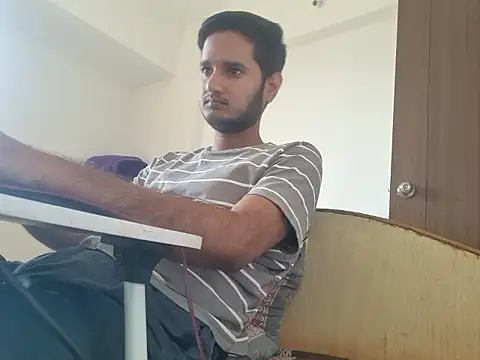 Jonrobinso online show from March 28, 4:12 am