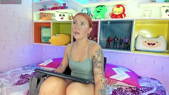 MelaniieRoux online show from April 8, 7:36 pm