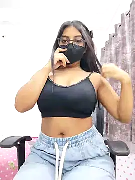 Snapshot of sanaya_baby chatting on October 23, 10:58 am sanaya baby online show from October 23, 10:58 am