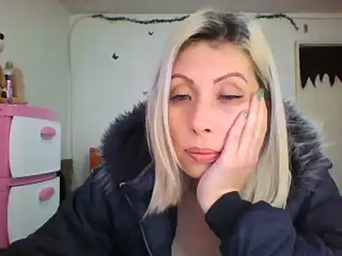 alixia81 online show from January 13, 12:35 pm