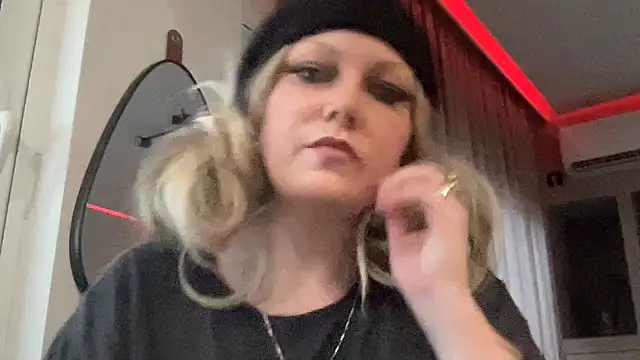 Snapshot of JessicaBunny chatting on November 28, 2:53 pm JessicaBunny online show from November 28, 2:53 pm