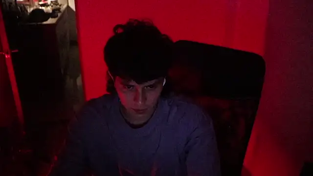 Snapshot of Tony_Hoffa chatting on February 6, 11:30 pm Tony Hoffa online show from February 6, 11:30 pm