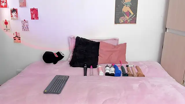 AlyRoses online show from January 10, 10:04 pm