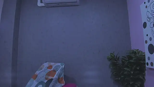 Tiffany mendez online show from January 11, 11:59 am