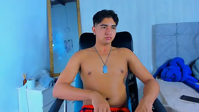 Snapshot of Muichiro_tokito1 chatting on January 8, 4:44 am Muichiro tokito1 online show from January 8, 4:44 am