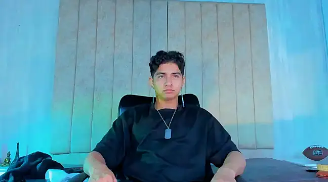 Snapshot of Muichiro_tokito1 chatting on January 16, 7:28 am Muichiro tokito1 online show from January 16, 7:28 am