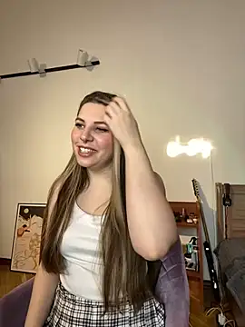 Snapshot of Annie_aww chatting on March 2, 8:07 pm Annie aww online show from March 2, 8:07 pm