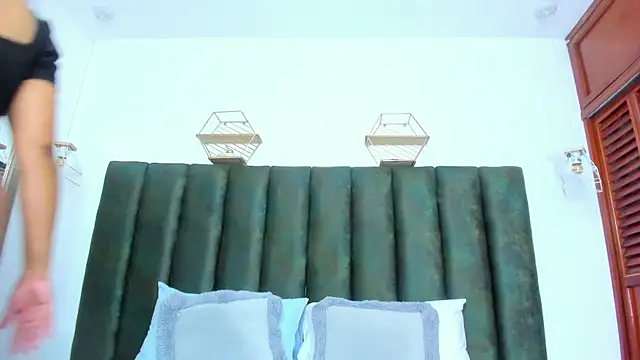 nahomygrey  online show from April 17, 8:12 pm