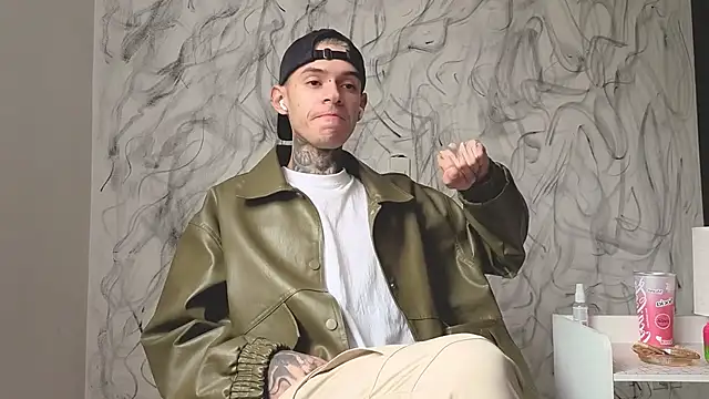 Saturno v online show from October 14, 1:23 pm