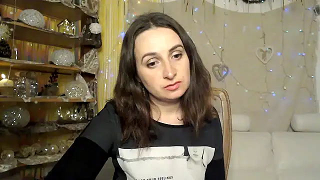 AskMeStandUp online show from February 8, 11:08 pm