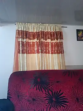 Snapshot of Sexy-Favgirl chatting on February 27, 1:49 pm Sexy-Favgirl online show from February 27, 1:49 pm