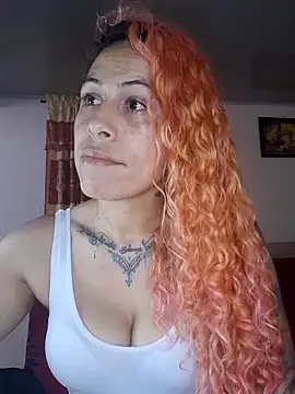 Snapshot of Sexy-Favgirl chatting on March 9, 1:37 pm Sexy-Favgirl online show from March 9, 1:37 pm