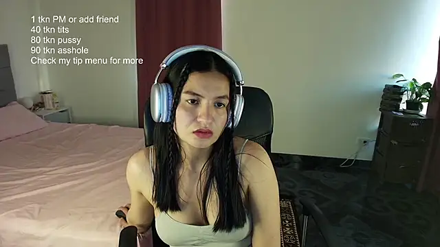 ChloeSanchezx online show from February 9, 10:36 pm