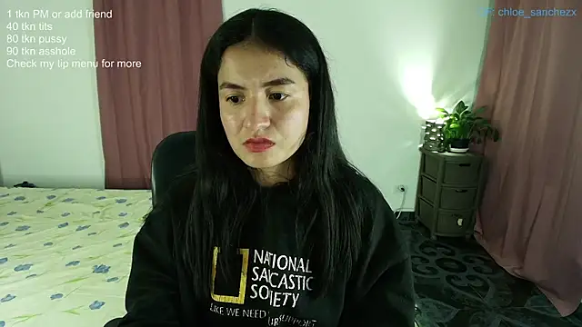 ChloeSanchezx online show from April 1, 2:12 am