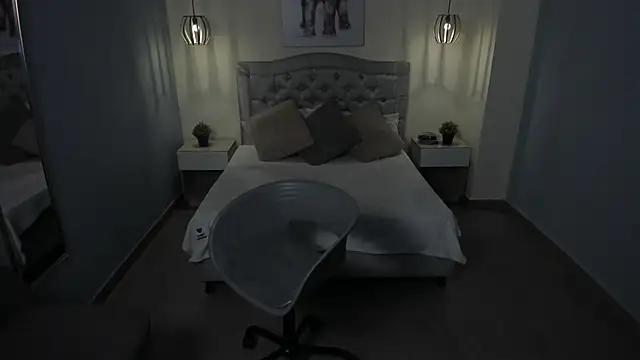 Snapshot of escarleth__ chatting on October 21, 1:56 pm escarleth online show from October 21, 1:56 pm