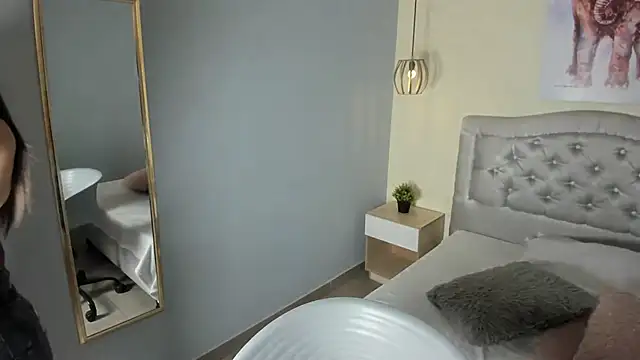 Snapshot of escarleth__ chatting on November 25, 12:38 pm escarleth online show from November 25, 12:38 pm