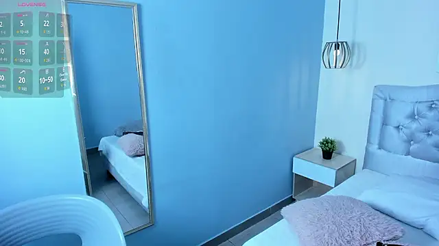 escarleth   online show from February 18, 11:17 am