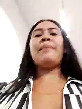 Snapshot of Miia_grand chatting on January 21, 5:51 pm Miia grand online show from January 21, 5:51 pm