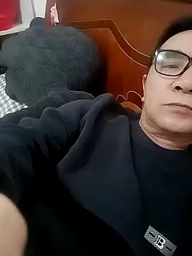 yjw6688 online show from March 18, 1:03 pm