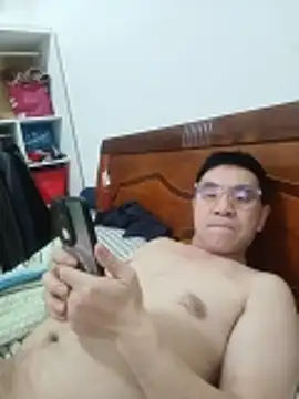 yjw6688 online show from April 9, 1:49 pm