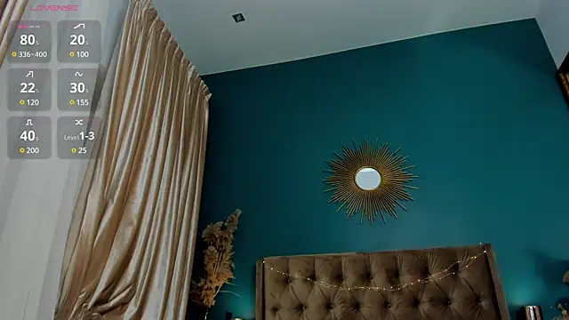 CalyMoon online show from February 7, 7:27 pm