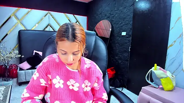 Paris Petit online show from February 16, 8:27 pm