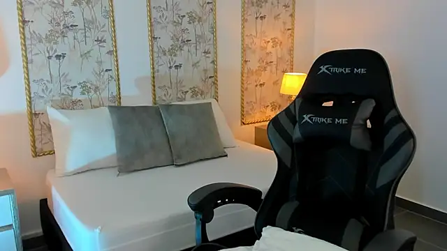 melody flowers online show from October 8, 12:25 pm