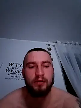 wariacik0024 online show from February 2, 9:57 pm