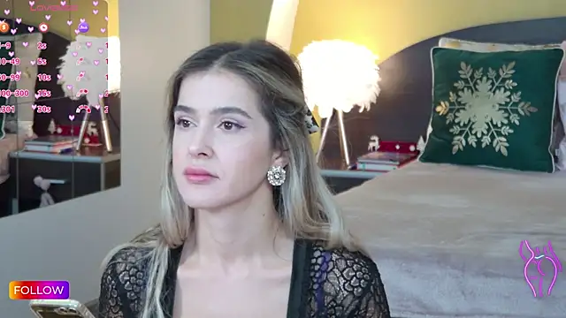 Sarah-Hart online show from December 10, 5:17 am