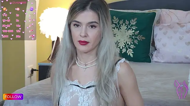 Sarah-Hart online show from December 11, 5:21 am