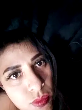 Snapshot of harumycdd chatting on March 8, 10:11 am harumycdd online show from March 8, 10:11 am