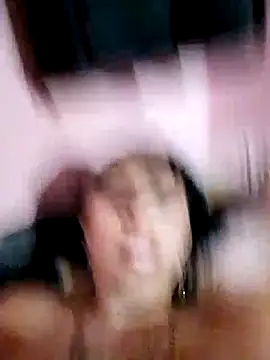 Snapshot of harumycdd chatting on March 13, 10:32 pm harumycdd online show from March 13, 10:32 pm