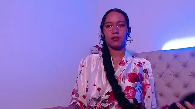 Snapshot of isabella_jazz chatting on January 20, 10:15 pm isabella jazz online show from January 20, 10:15 pm