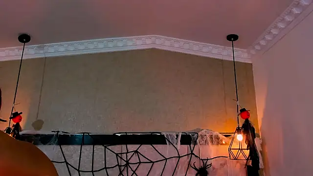 kimCosseyy online show from October 16, 2:56 am