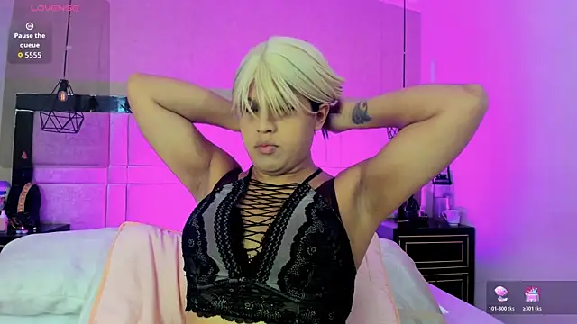 kimCosseyy online show from April 18, 3:43 am