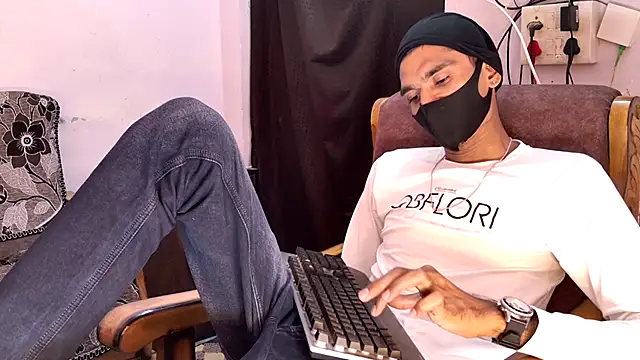 Habibi big b online show from March 12, 9:15 am