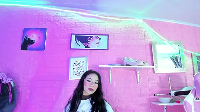 hanna  azumi online show from February 1, 2:54 am