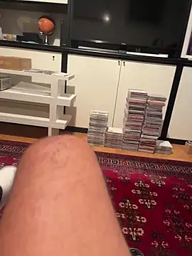 Snapshot of 4n4l1zz4m1 chatting on March 4, 5:13 pm 4n4l1zz4m1 online show from March 4, 5:13 pm