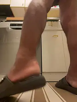 Snapshot of 4n4l1zz4m1 chatting on March 6, 3:13 am 4n4l1zz4m1 online show from March 6, 3:13 am