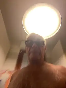 Snapshot of 4n4l1zz4m1 chatting on September 19, 2:24 am 4n4l1zz4m1 online show from September 19, 2:24 am