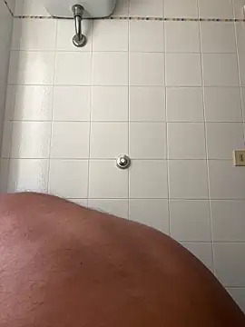 Snapshot of 4n4l1zz4m1 chatting on October 8, 12:14 pm 4n4l1zz4m1 online show from October 8, 12:14 pm