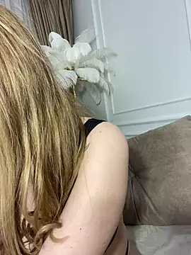 Snapshot of GraceCarther chatting on February 27, 9:58 pm GraceCarther online show from February 27, 9:58 pm