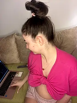 Snapshot of GraceCarther chatting on November 21, 10:19 pm GraceCarther online show from November 21, 10:19 pm