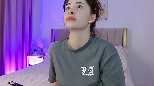 Snapshot of GraceCarther chatting on November 26, 6:31 pm GraceCarther online show from November 26, 6:31 pm